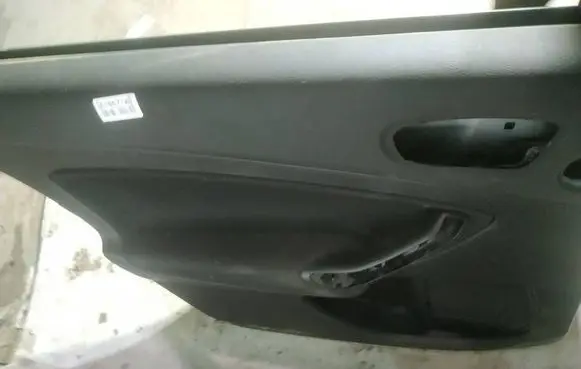 Ford Mondeo Mk III Rear door card panel trim
