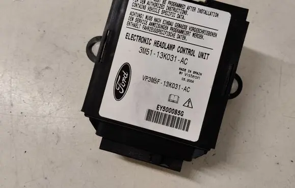 Ford Focus C-MAX Light module LCM 3M5113K031AC VP3M5F13K031AC