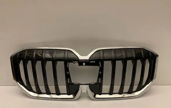 BMW 2 Active Tourer U06 Front bumper upper radiator grill 8737189