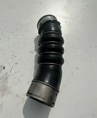 BMW 1 E81 E87 Intercooler hose/pipe 7797480