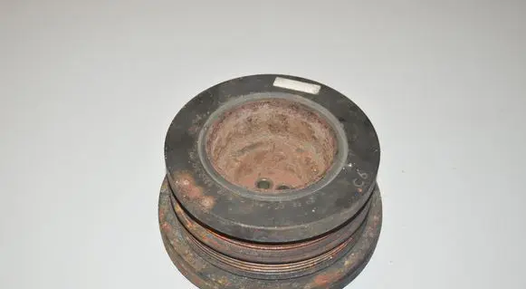 BMW 5 E39 Crankshaft pulley 2247890