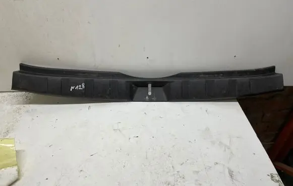 Subaru Forester SH Trunk/boot sill cover protection 94026S0000