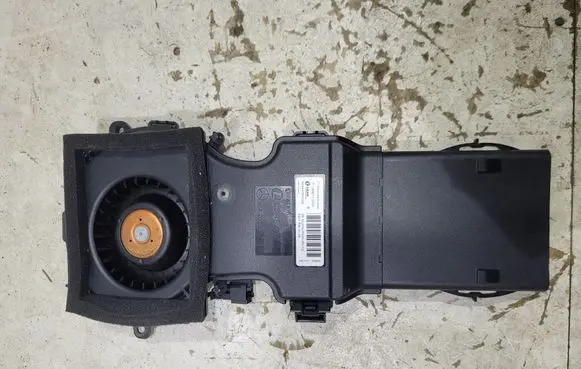Mercedes-Benz E C207 W207 Seat fan/blower A2078300008