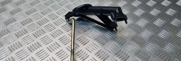 Ford Focus Oil sump strainer pipe 9643755580
