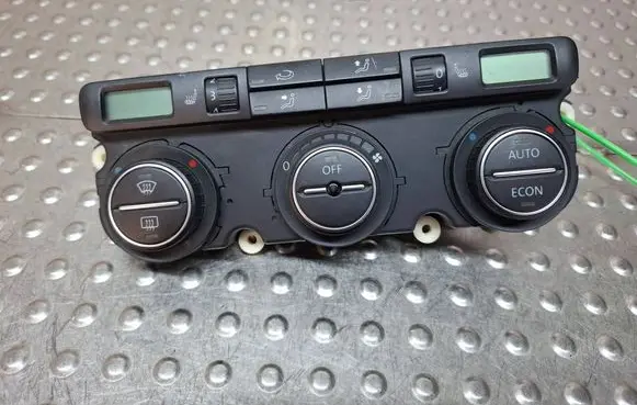 Volkswagen Golf V Climate control unit S26380223 74641451