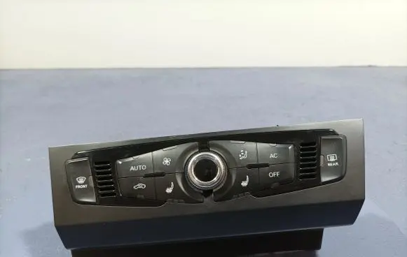 Audi A4 S4 B8 8K Climate control unit 8K1820043R