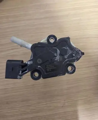 BMW X5 F15 Adblue pump F01C250142 3150121105033