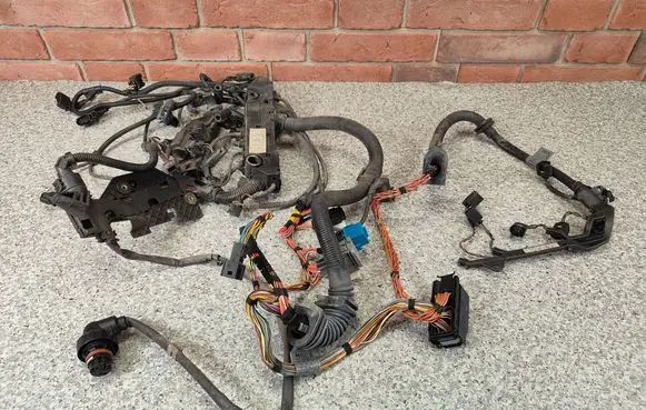 BMW 5 E60 E61 Engine installation wiring loom 7803362