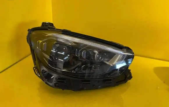 Mercedes-Benz E W213 Headlight/headlamp A2139061605