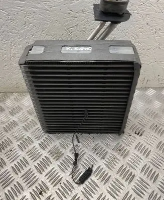 Air conditioning (A/C) radiator (interior)