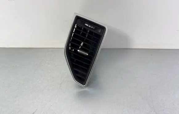 Porsche Macan (95B) Dash center air vent grill 95B819201B