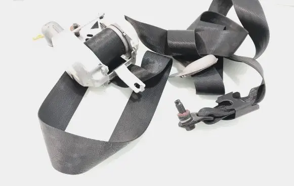 Hyundai i30 Front seatbelt 88810A6000 88820A6000