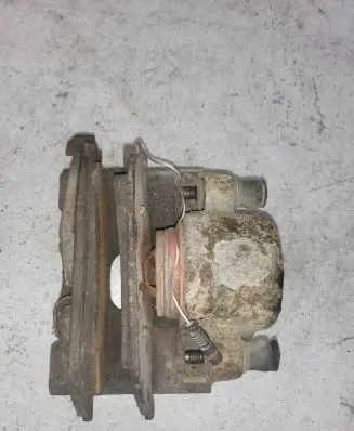 Mercedes-Benz ML W163 Front brake caliper