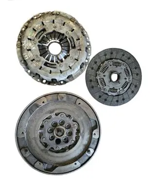 BMW 1 E81 E87 Clutch set kit 7577057 7545068
