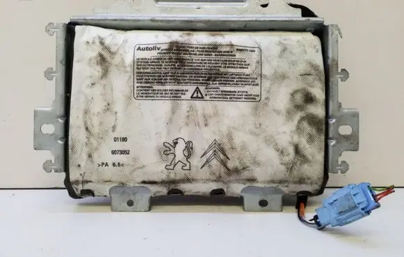 Peugeot 308 Passenger airbag 9681466680 6073051C 6073052