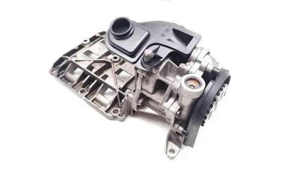 BMW 3 E90 E91 Oil pump 7798014 770746 7707461418