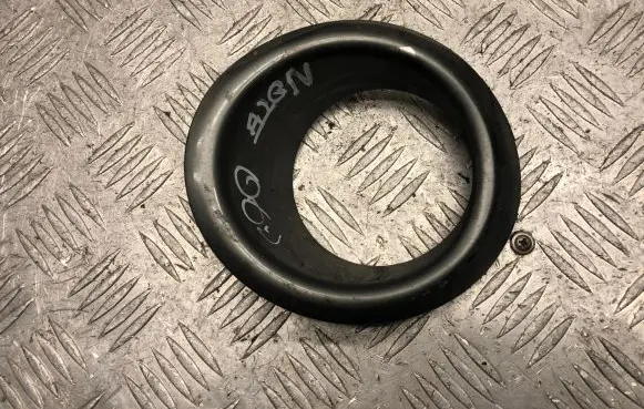 Nissan Note (E11) Front fog light trim/grill 622569U10A