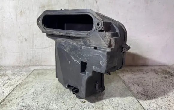 Volkswagen PASSAT B5 Fuse box set 8D1907355B 8D1907613A
