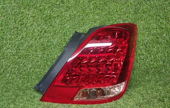 Toyota Crown S180 Rear/tail lights
