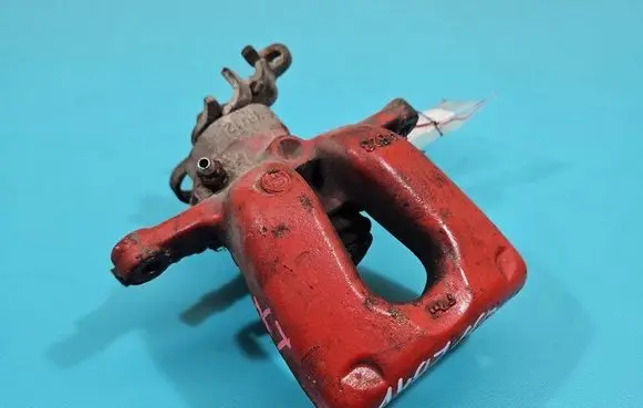 Rear brake caliper