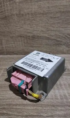 Opel Omega B1 Airbag control unit/module 90492467 5WK4110