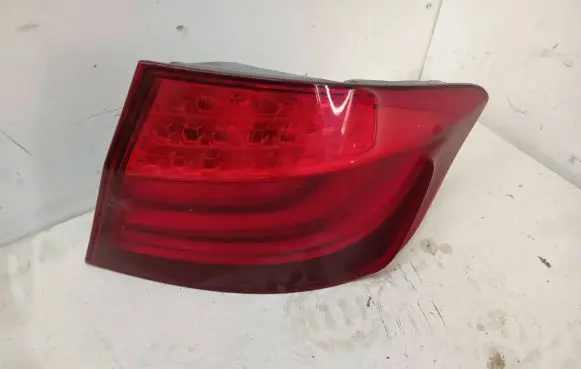 BMW M5 Rear/tail lights 17346202