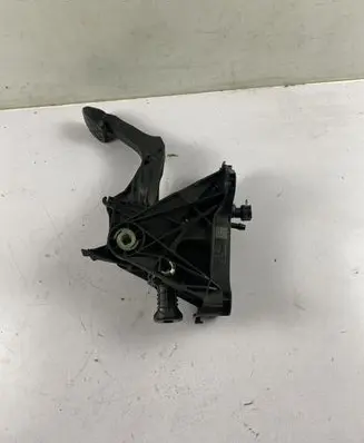 Clutch pedal