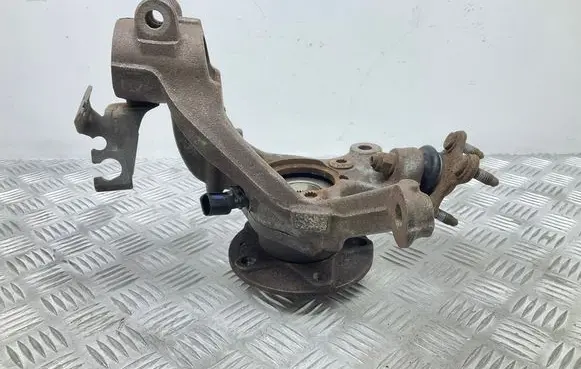 Audi A3 S3 8V Front wheel hub 5Q0255Q WHT003861
