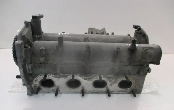Volkswagen Touran I Engine head 03C103475JK 03C103358F