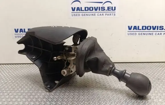 Opel Movano B Gear shifter/selector 8200744935 01432 0748