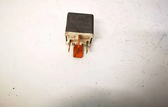 Volkswagen Polo III 6N 6N2 6NF Other relay 191937503