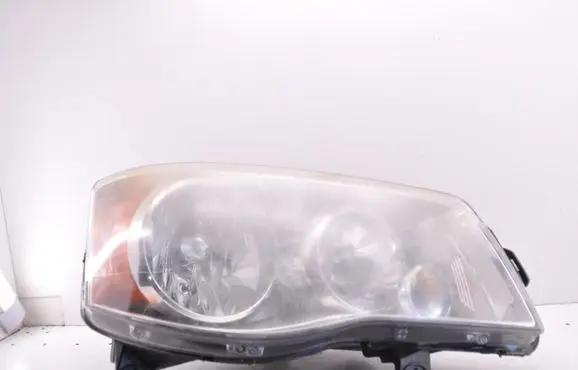 Chrysler Town & Country V Headlight/headlamp