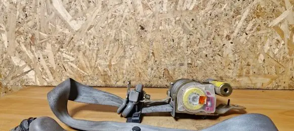 KIA Sorento Front seatbelt 0432022 345933
