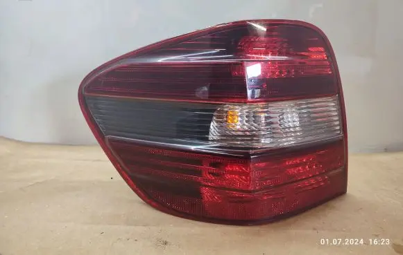 Rear/tail lights