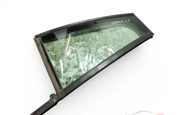 Skoda Octavia Mk3 (5E) Rear side window 43R00048