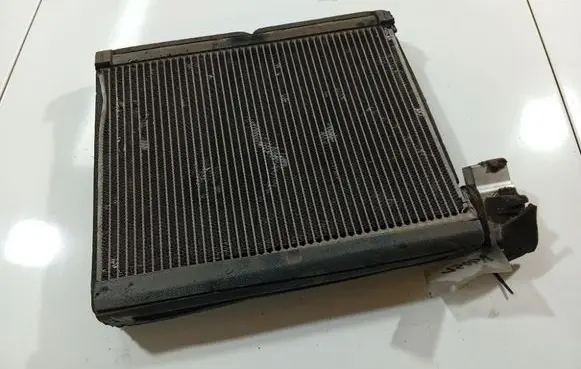 Jaguar XF A/C cooling radiator (condenser) 