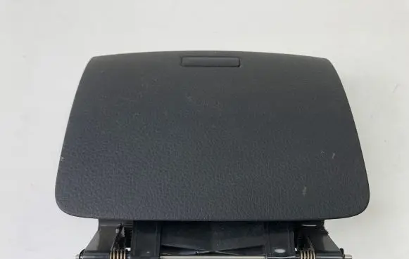 Volkswagen Touareg II Glove box 7P6857922