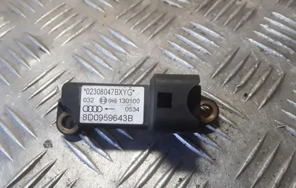 Audi A4 S4 B5 8D Airbag deployment crash/impact sensor 8D0959643B