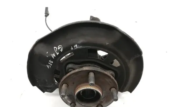 Toyota Verso-S Front wheel hub