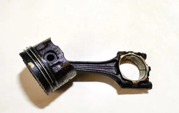 Volkswagen Golf IV Piston with connecting rod 027b