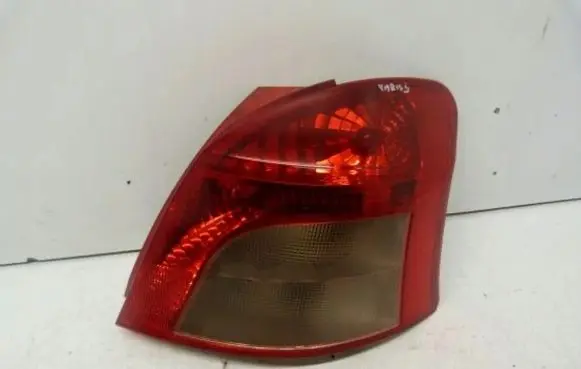 Toyota Yaris Rear/tail lights