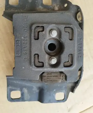 Volvo V50 Gearbox mount VP112D322A59