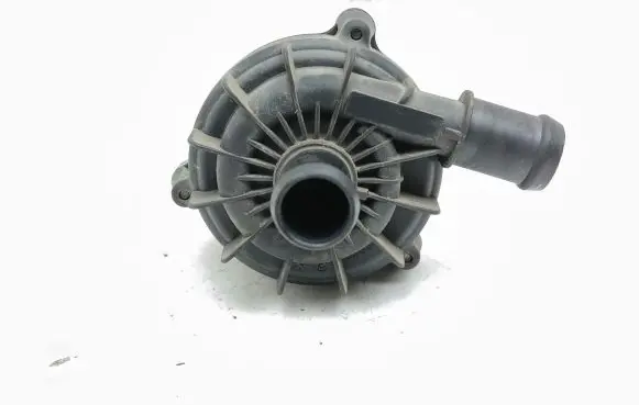 Volkswagen ID.3 Electric auxiliary coolant/water pump 1EA965567