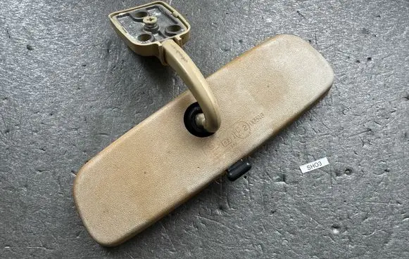Mitsubishi Pajero Rear view mirror (interior) MB178921