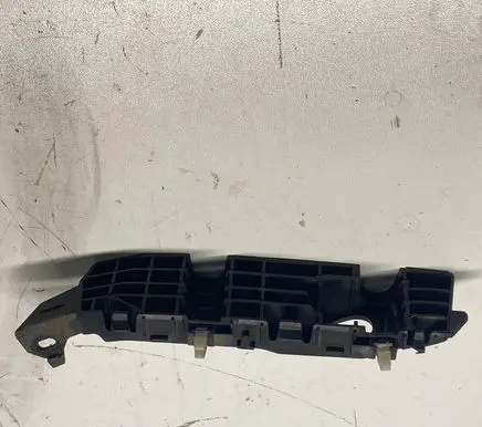 Hyundai i30 Front bumper mounting bracket 86513-Q4000