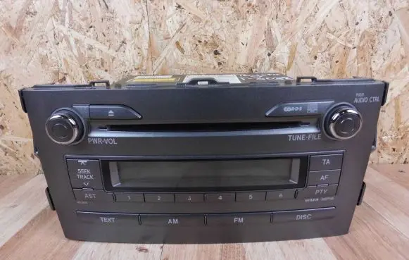 Toyota Auris 150 Radio/CD/DVD/GPS head unit 8612002520 W13805
