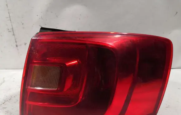 Volkswagen Jetta VI Rear/tail lights