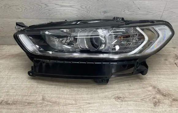 Ford Mondeo MK V Headlight/headlamp DS7313W030AF