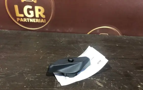 Volvo V60 Engine bonnet (hood) release handle 31299472