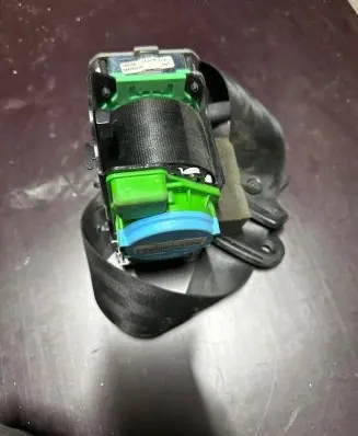 Audi A4 S4 B8 8K Front seatbelt 306369510 100705